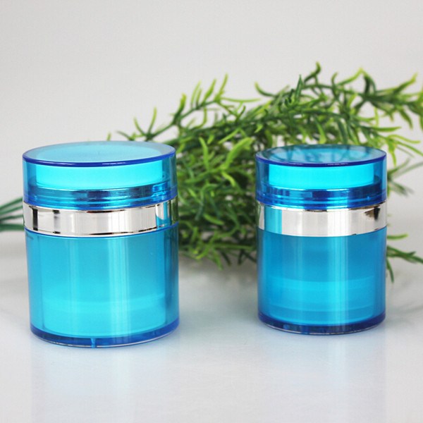 airless plastic cream jar